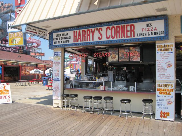 4. Harry's Pizza